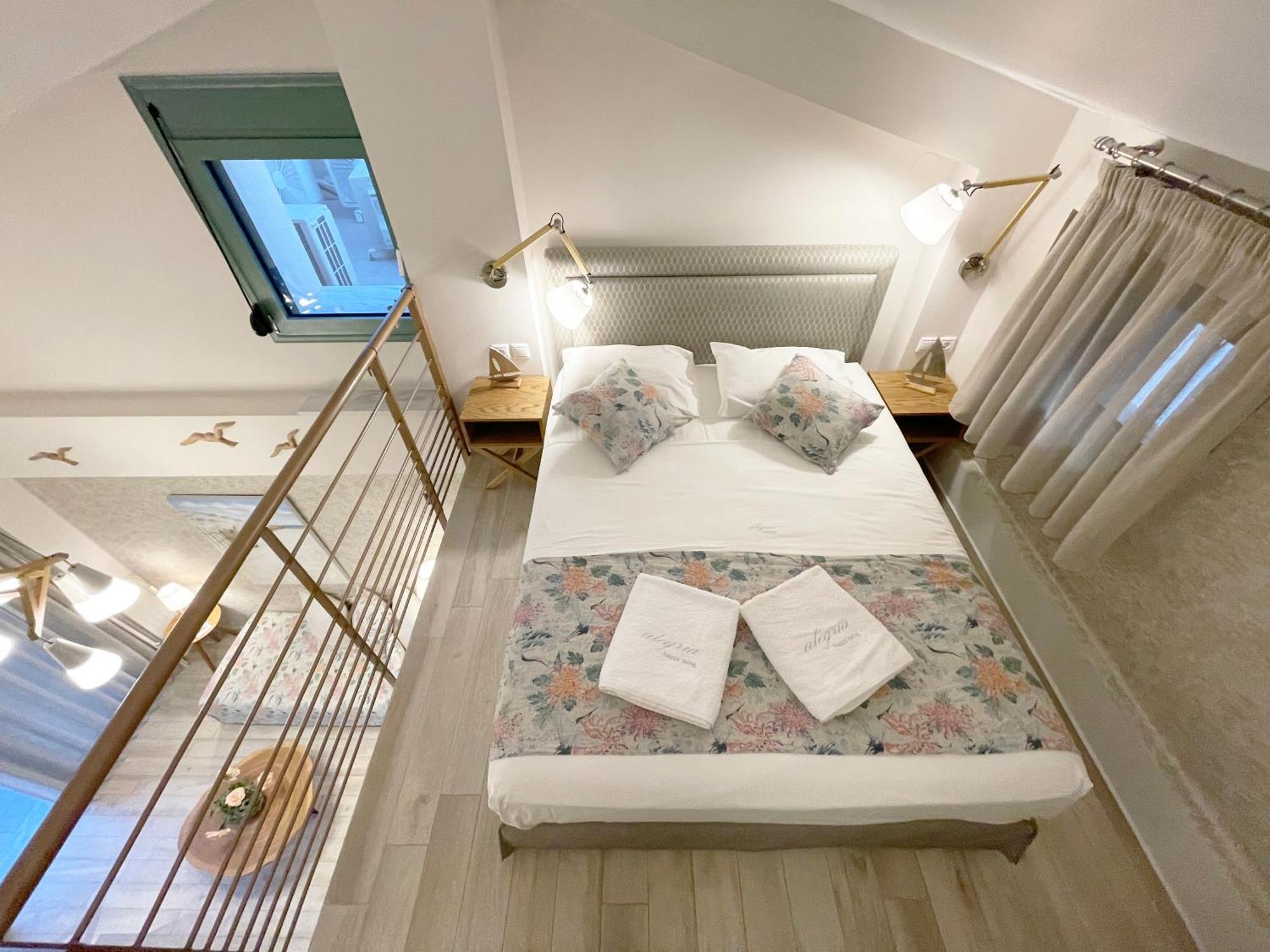 Alegria Suites นิกิติ ภายนอก รูปภาพ